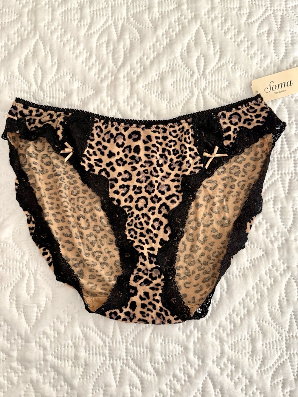Soma Embraceable Signature Lace Hipster in a Divine Leopard print